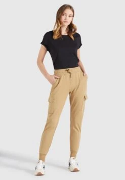 Khujo Jogginghosen Tapered Hose Staci Frauen Beige 10 Khujo Jogginghosen Tapered Hose Staci Frauen Beige -Khujo 22cd2d99b633cd3d0d097ac61fdee990