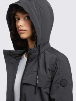 Khujo Übergangsmäntel Übergangsmantel Voya3 Frauen Schwarz -Khujo 6b10aa23c0bc1d83961cf4bda9d185ac