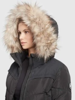 Khujo Winterjacken Jacke Winsen Frauen Schwarz -Khujo 6b46ba168682bce05879df672339165c