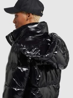 Khujo Wintermäntel Mantel Tonka Frauen Schwarz -Khujo 97e988db3c124ef944793bde6e70e7d4