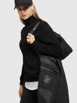 Khujo Wintermäntel Mantel ABELLA Frauen Schwarz -Khujo cfa2583353db141192713dfa921fe266